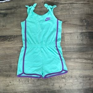 Nike romper washed not worn size 4T girl